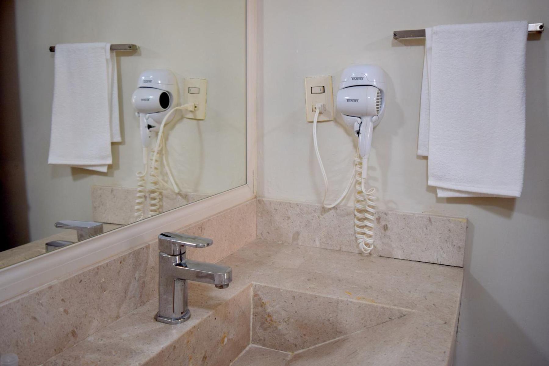 Hotel San Ignacio Inn Torreón المظهر الخارجي الصورة